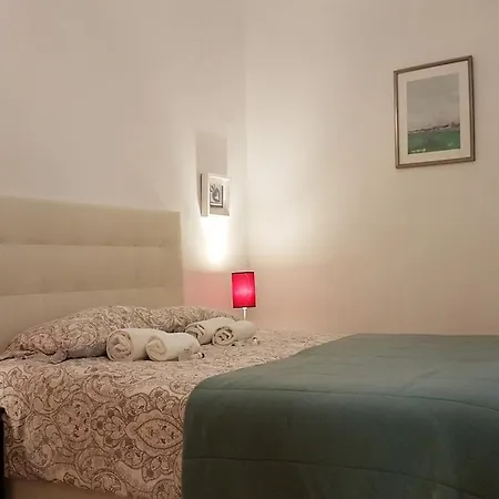 Bairro Alto Chiado 아파트 *